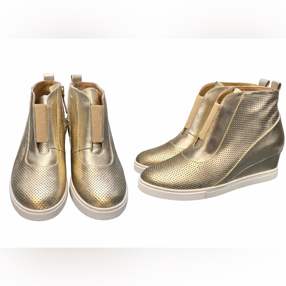 Paolo Shoes - Linea Paolo gold wedge sneakers size 8.5